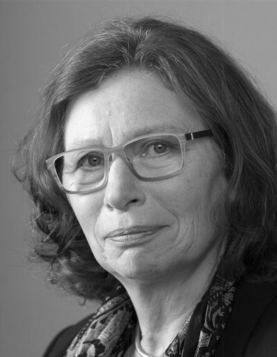 Anne Luetkes